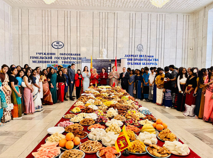 බෙලාරුස් හි ශ්‍රී ලාංකික වෛද්‍ය සිසුන් නව අවුරුද්ද උත්සවශ්‍රීයෙන් සමරයි
