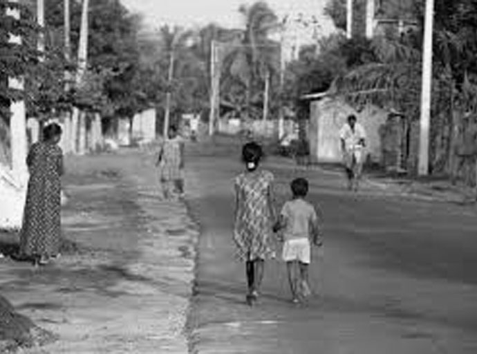 මේ ආකාස කරණං දැන්වත් ඇති කියල හිතෙන්නැද්ද...?