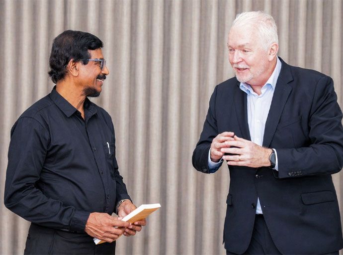 නෙදර්ලන්ත තානාපති සහ ජවිපෙ ප්‍රධාන ලේකම් අතර හමුවක්