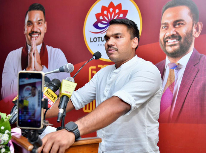නීතියට උඩින් කවුරුත් නැතැයි ජනාධිපති පවසන්නේ නම් ප්‍රශ්න කළ යුතු පිරිසක ගේ නම් ලැයිස්තුව නාමල් කියයි