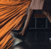 කවර වස්ත්‍රයෙන් වැසුවත් සලිතය පිරිමි ඇඟ