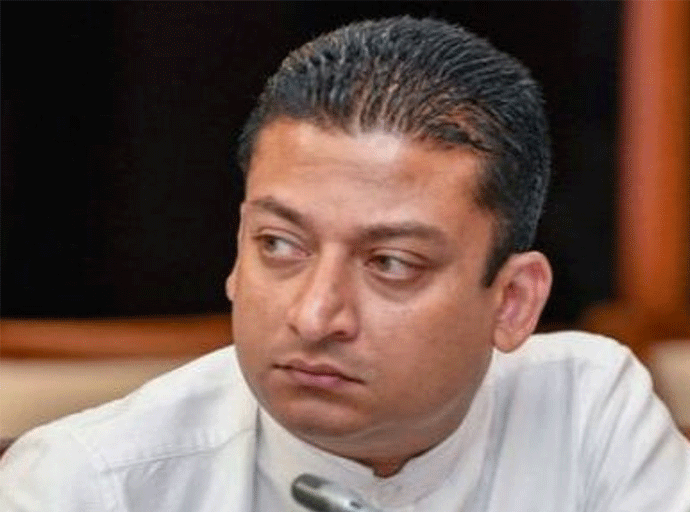 දිලුම් අමුණුගමට එරෙහිව ජාතික ළමාආරක්ෂක අධිකාරිය වෙත සහ ළමා පොලිස් කාර්‍යංශයට පැමිණිල්ලක්