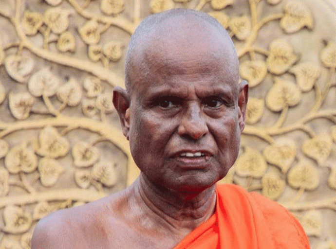හේමරතන චීවරධාරියාට ඇප දුන්නේ ඇයි...?