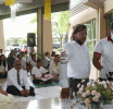 බණ ඇසීම සඳහා ද වැටුප් ගෙවනු ලැබේ...