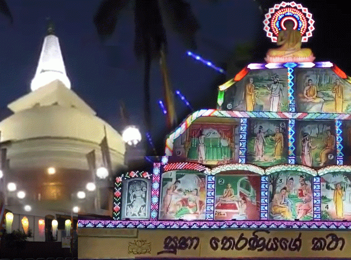 වෙසක් අසිරියෙන් දිදුලන මහනුවර