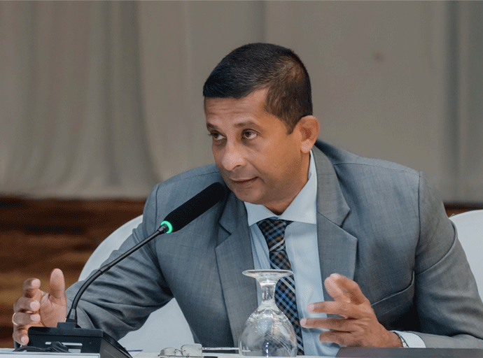 සලේ බලන්න කොටුව මහේස්ත්‍රාත් අපරාධ පරීක්ෂණ දෙපාර්තමේන්තුවට