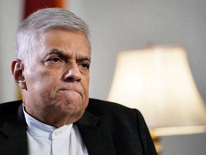තව නොබෝ කලෙකින් ශ්‍රී ලංකාවේ ආර්ථිකය සම්පූර්ණයෙන් ම කඩා වැටෙනවා - රනිල් වික්‍රමසිංහ