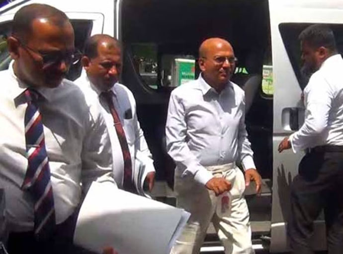 දකුණු පළාත් හිටපු ප්‍රධාන අමාත්‍යවරයෙකු වූ ෂාන් විජයලාල් ගේ පුද්ගලික ලේකම්වරයෙකු අත් අඩංගුවට
