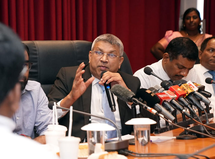 අතුරුදන් වූ අයට යුක්තිය ඉටු කිරීමට මෙන් ම විමර්ශනවල අවසානයක් දැකිය යුතුයි - අධිකරණ ඇමති