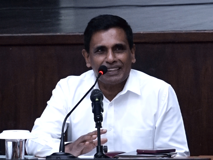 මත්ද්‍රව්‍ය ජාවාරම්කරුවන් සතු දේපොළ රාජසන්තක කිරීමේ වැඩසටහන කඩිනම් කිරීමට පියවර ගන්නවා -  අමාත්‍ය ආනන්ද විජේපාල  