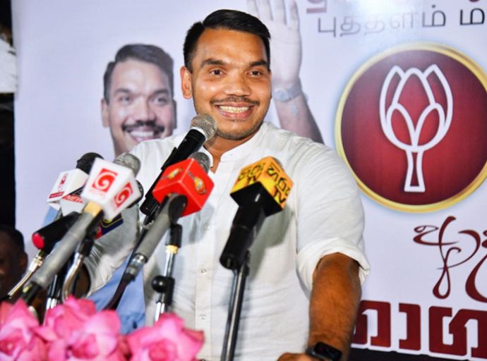 ලීසිං ක්‍රමයට හාල් දීලා ණය ගෙව්වෙ නැත්තම් බත් මුට්ටියත් උස්සයි - නාමල් රාජපක්ෂ