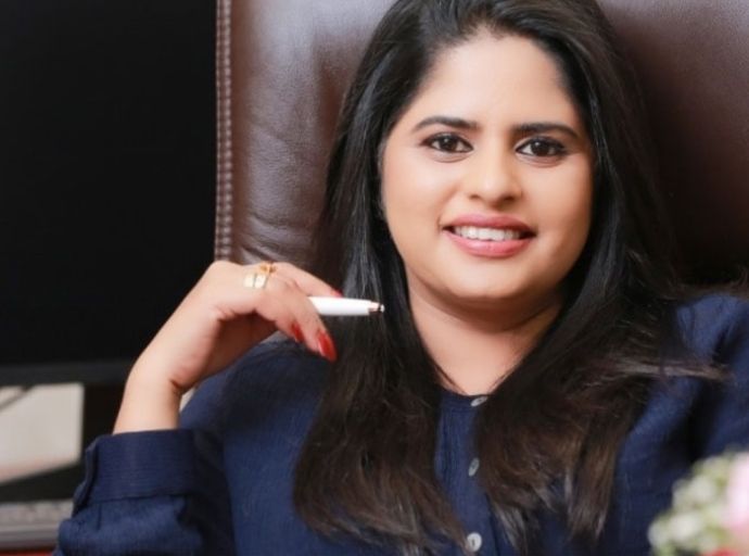 තිළිණි ප්‍රියමාලිට වරෙන්තු