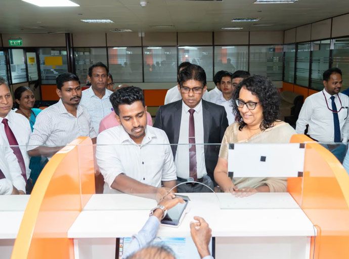 විනිවිදභාවයෙන් යුතුව ජනතාවට වඩාත් කාර්යක්ෂම සේවාවක් ලබා දීම රජයේ අරමුණයි - අග්‍රාමාත්‍ය ආචාර්ය හරිනි අමරසූරිය