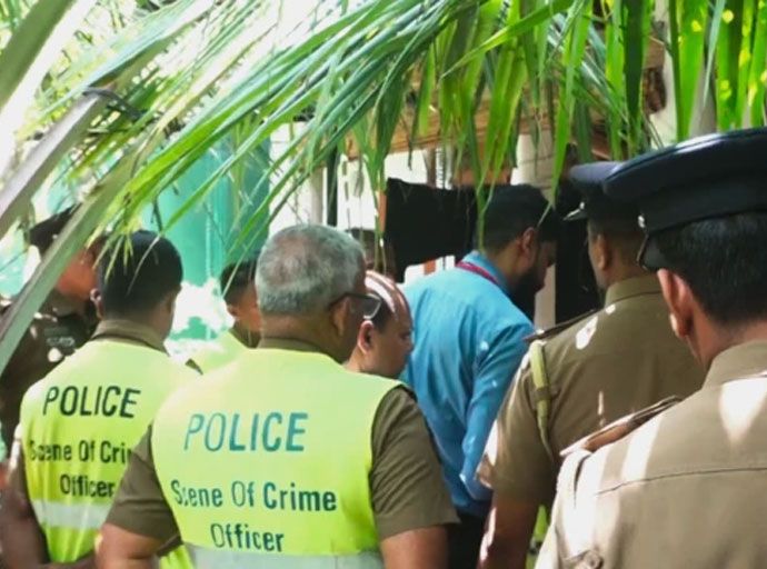 සී.ඩී. වික්‍රමරත්නට වෙඩි වැදුණු පිස්තෝලය අධිකරණයට ඉදිරිපත් කරන ලෙස නියෝගයක්