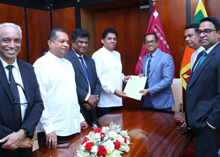 විපක්ෂ නායකවරයා ප්‍රමුඛ විපක්ෂයේ පාර්ලිමේන්තු කණ්ඩායමෙන් කතානායකවරයා වෙත ලිපියක්