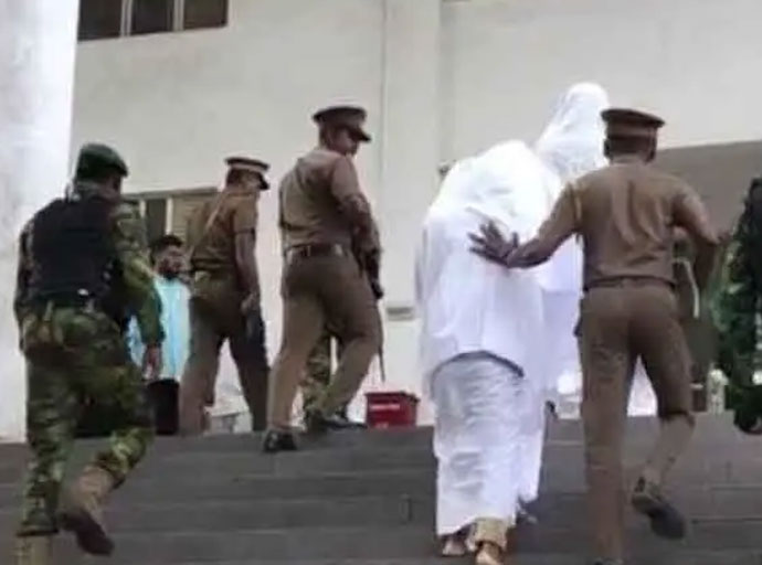 මීගමුව ප්‍රධාන ජේලර් ඇතුළු බන්ධනාගාර නිලධාරීන් විස්සකට නොතීසි