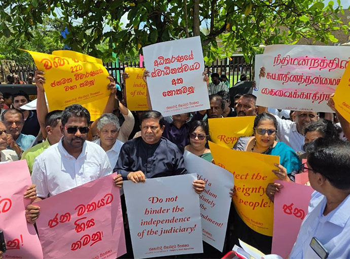22ට එරෙහිව ගාල්ලේ උද්ඝෝෂණයක්