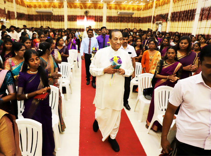 හිටපු කථානායක කරු තැනූ ජාතික සමඟියේ පාලමට දශකයයි