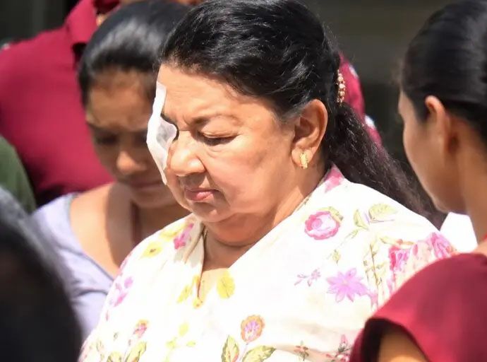ශිරන්ති රාජපක්ෂට හෘද සැත්කමක්? - ඇප ඉල්ලීමට පැමිණිල්ලෙන් විරෝධය