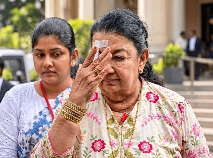 ශිරන්ති රාජපක්ෂට බයිපාස් සැත්කමක් කළ යුතු බවට වෛද්‍ය වාර්තාවකින් අධිකරණයට දැනුම් දෙයි