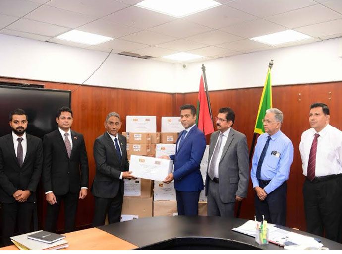 ශ්‍රී ලංකාවෙන් මාලදිවයිනට රුපියල් මිලියන පහක අත්‍යවශ්‍ය ඖෂධ තොගයක්