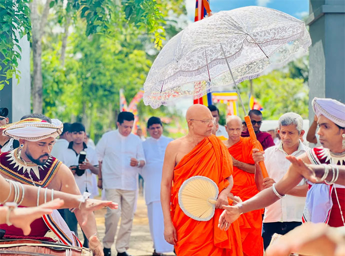 යටත්තාවල රජමහා විහාරයේ අභිනව සංඝාවාසයට මුල්ගල් තැබේ!