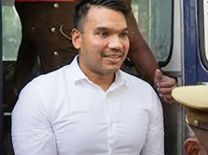 එයාර්බස් අල්ලස් සිද්ධිය: නාමල් ඇතුළු 4 දෙනාට එරෙහි නඩුව විභාග කිරීමට ත්‍රිපුද්ගල මහාධිකරණ විනිසුරු මඩුල්ලක්!