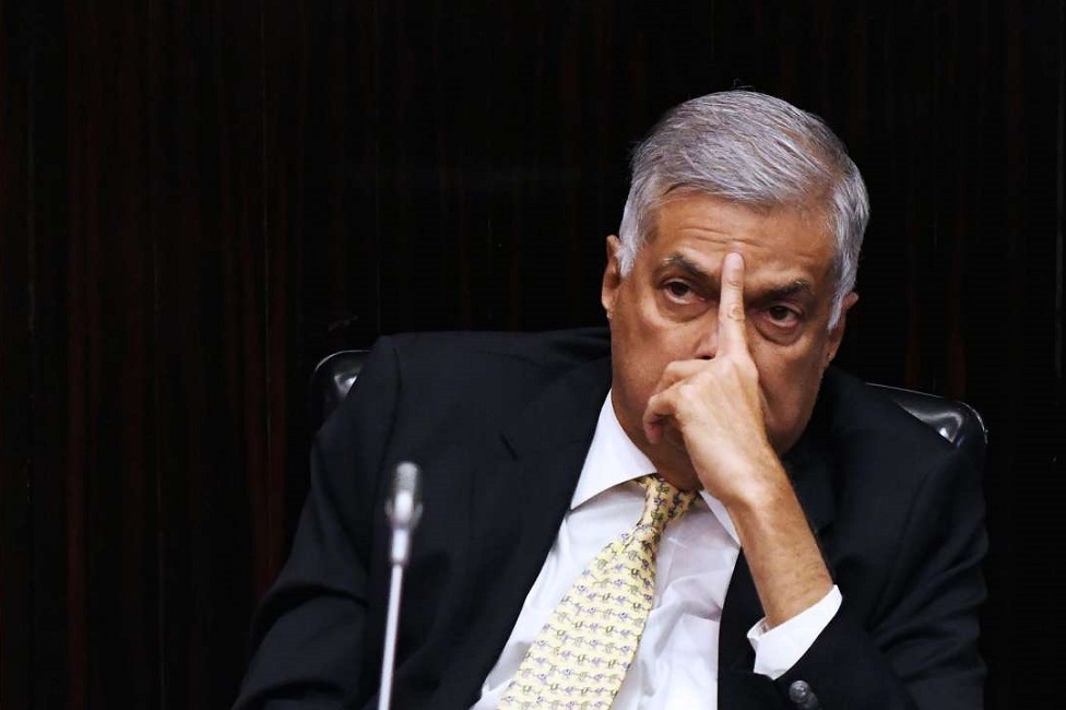 ආණ්ඩුවයි  විපක්ෂයයි දෙකම ෆේල් : අලුත් වැඩකට සූදානම් වෙන්න - හිටපු අගමැති 