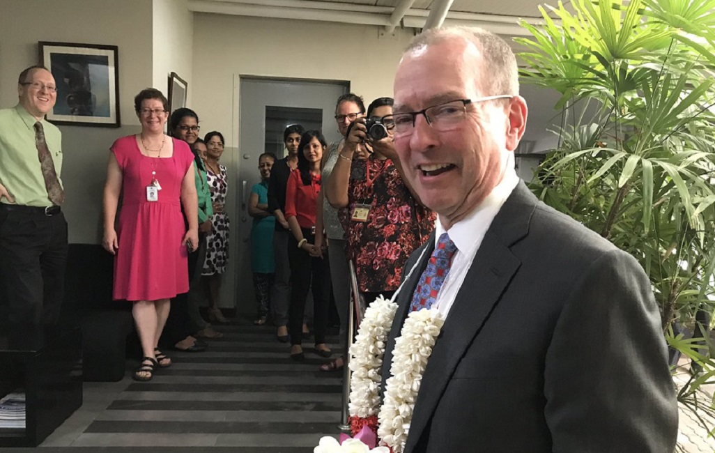 තමාව ආවේක්ෂණයට ලක්වෙලාද : ලංකාවේ කැනඩා මහ කොමසාරිස්ගෙන් ට්වීටර් පණිවිඩයක් !