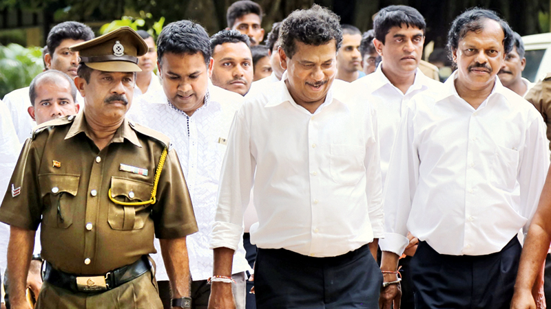 රාජපක්ෂලාගේ කෝටි 1250ක චෙක්පත් ගැන අධිකරණ නියෝගයක් !