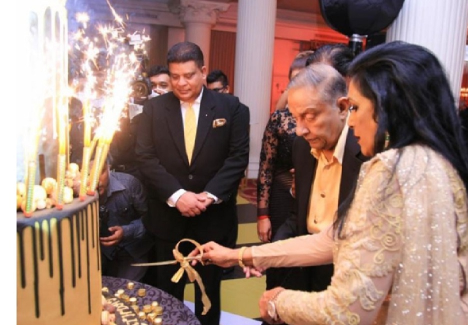 කොරෝනා කාලේ  VIP සාද  : එක රටයි - නීති දෙකයි !