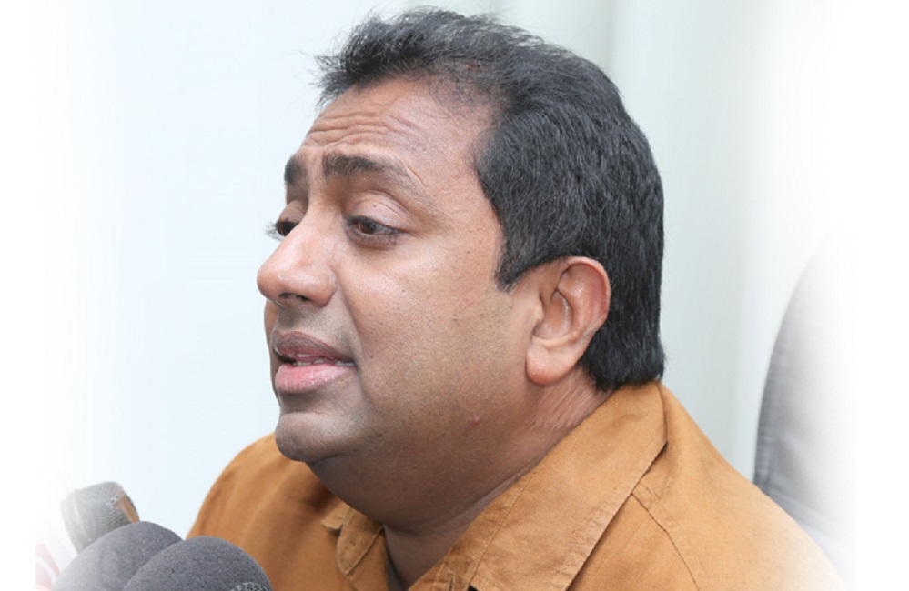 මන්ත්‍රී පොඩ්ඩන්ට අකිලගෙන් තග් ලියුමක් !