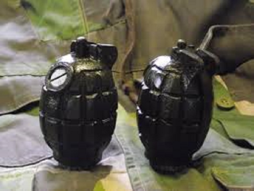 පාසල් අධ්‍යාපන කටයුතු කඩාකප්පල්  කිරීමේ : තුප්පහි දේශපාලන ගේමක් !