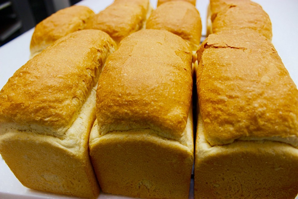පාන් රුපියල් 5කින් ඉහළට ?