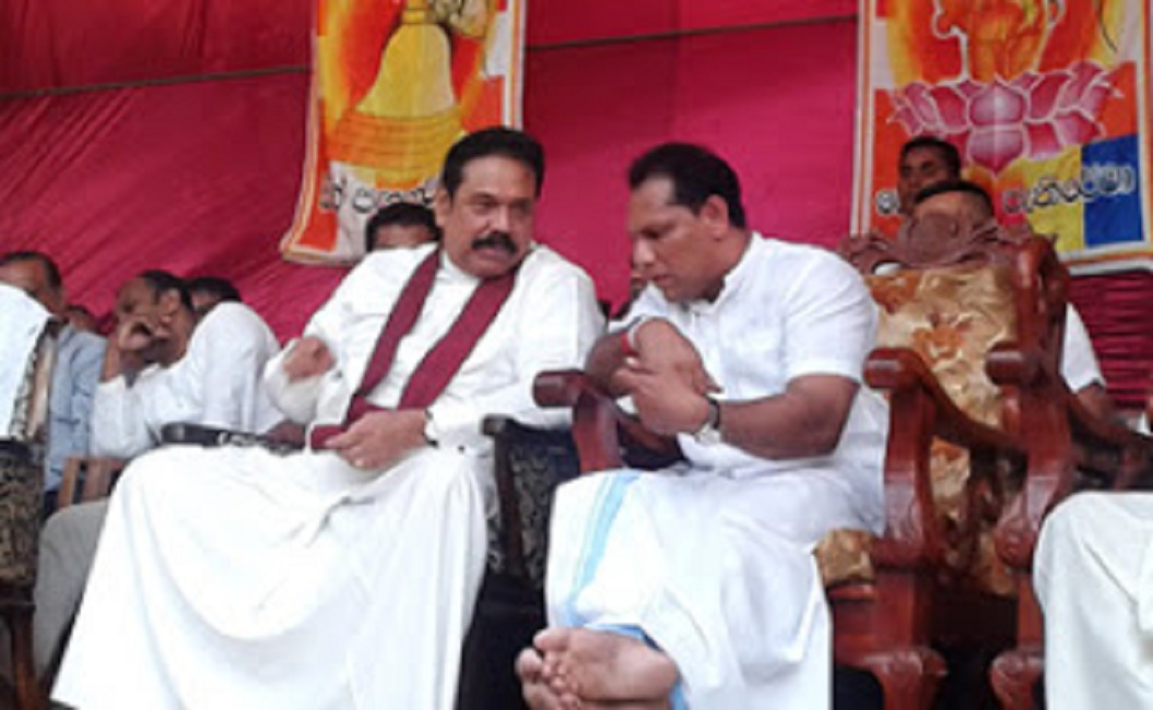 කට පරිස්සම් කරගන්න - මහින්ද දයාසිරිගේ මූණටම කියයි : සිරිසේන සමාව ඉල්ලයි !