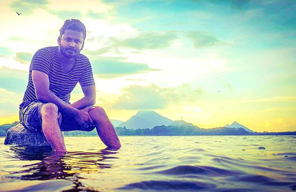 තුරුණු දිරිය ණය යෝජනා ක‍්‍රමයේ පළමු දිරිය අංකුඹුරේ දිරිය තරුණයෙකුට