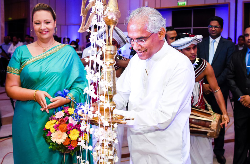 ශ‍්‍රී ලංකාව කලාපයේ නාවුක හා වාණිජ කේන්ද්‍රස්ථානයයි