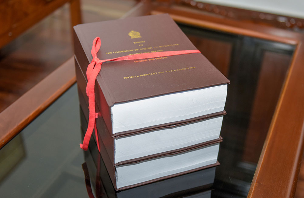 බැඳුම්කර කොමිෂන් වාර්තාවේ : වසං කළ කොටස් කතානායකට !
