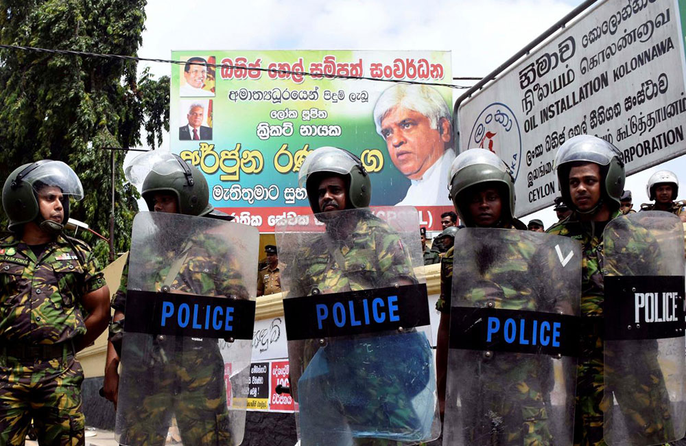 රජය - තෙල්  සමිති යළිත් ඇවිලේ ?