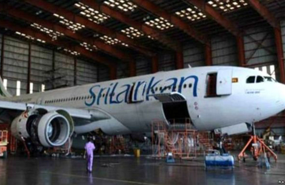 ශ්‍රීලංකන් ඉංජිනේරු අංශ ප්‍රධානියා මැතිවරණ නීති කඩමින් සේවක දඩයමක