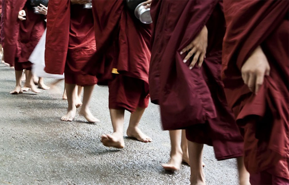 UNP වෙතින් මහනායක හිමිවරුන්ට සහතිකයක් !