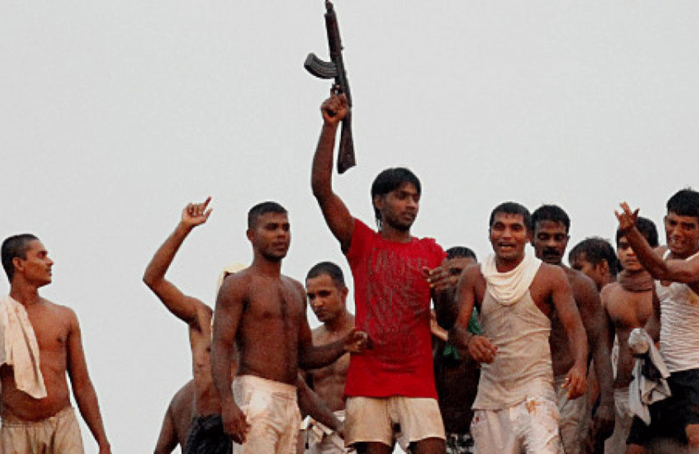 වැලිකඩ ඝාතනයට සැකපිට : පොලිස් පරීක්ෂක රංගජීව අත්අඩංගුවට