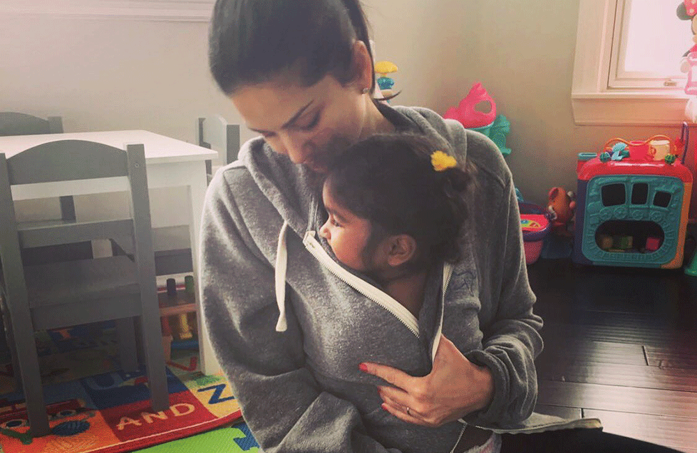 අපි අපේ දරුවන්ට තව තවත් ළං වෙමු! - සනී ලියෝන්