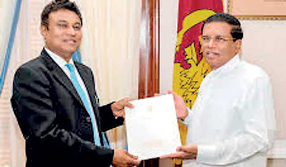 ජනාධිපති මාධ්‍ය අංශයේ ලලිත් ද සිල්වා ත් ගෙදර