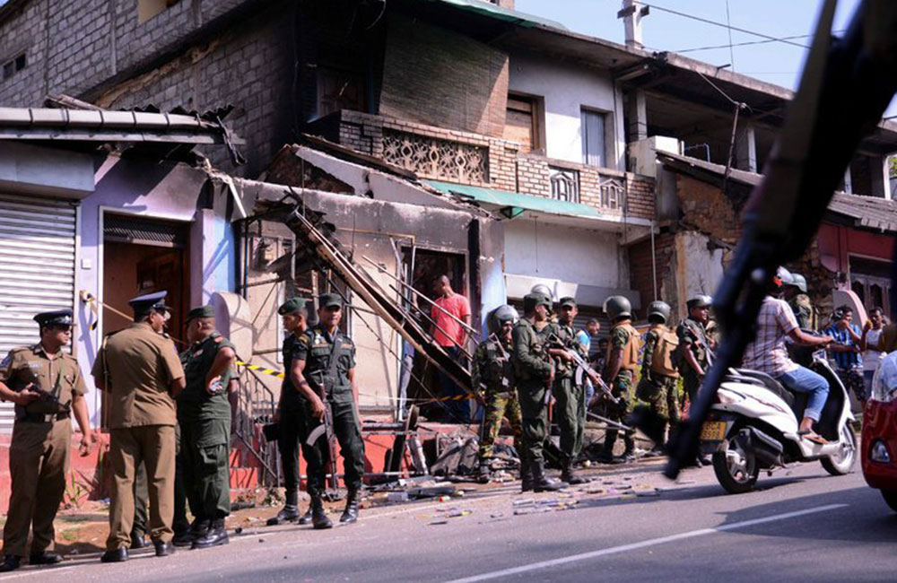 තෙල්දෙණියේ විමර්ශන හමුවේ පොහොට්ටුව නොසන්සුන් !