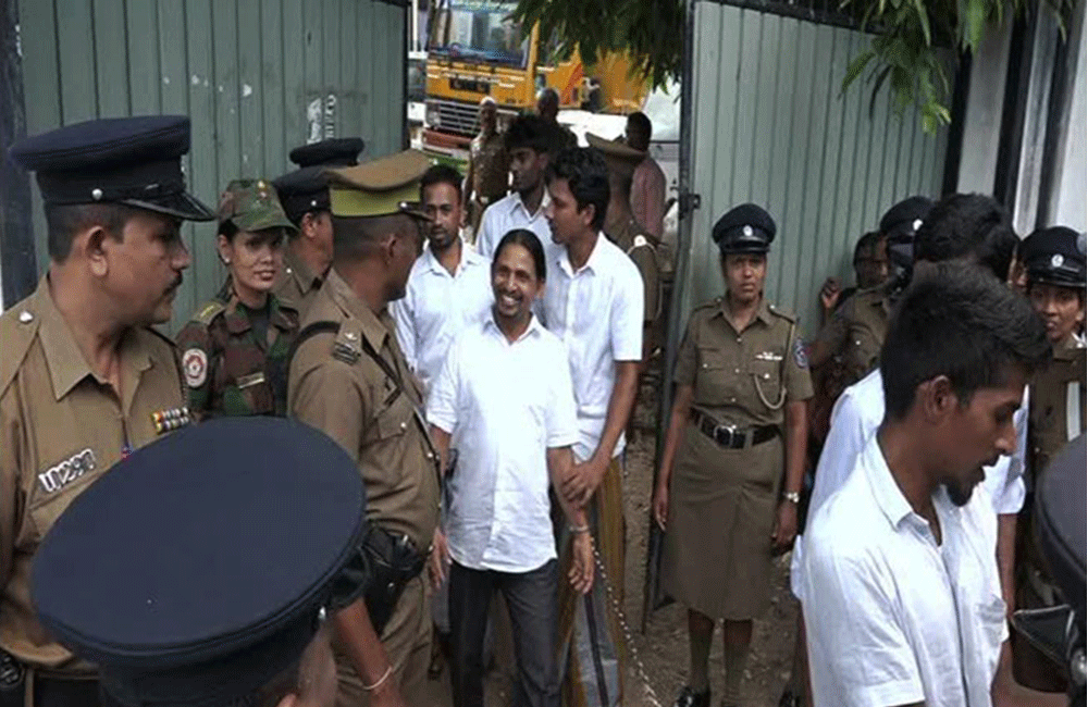 පොහොට්ටු සමන්ත - මහසොහොන් අමිත් ඇතුළු පිරිස ආයෙත් හිරේ