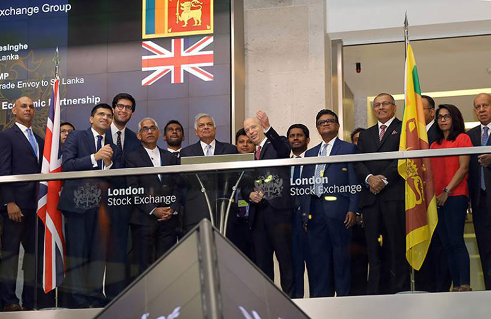 රනිල් ලන්ඩන් ‌කොටස් ‌වෙළඳපොල විවෘත කරයි..!  