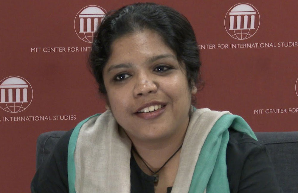 හින්දු මීරා වෙනුවෙන් නිදහස් මාධ්‍ය පෙනී සිටියි ! 