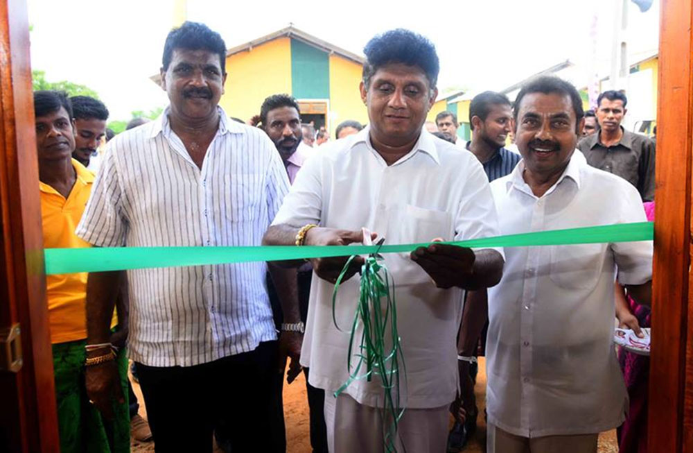 ආඥාදායක පවුලක් විසින් රට ගැන තීන්දු ගත්ත යුගය අවසන්  - සජිත් 