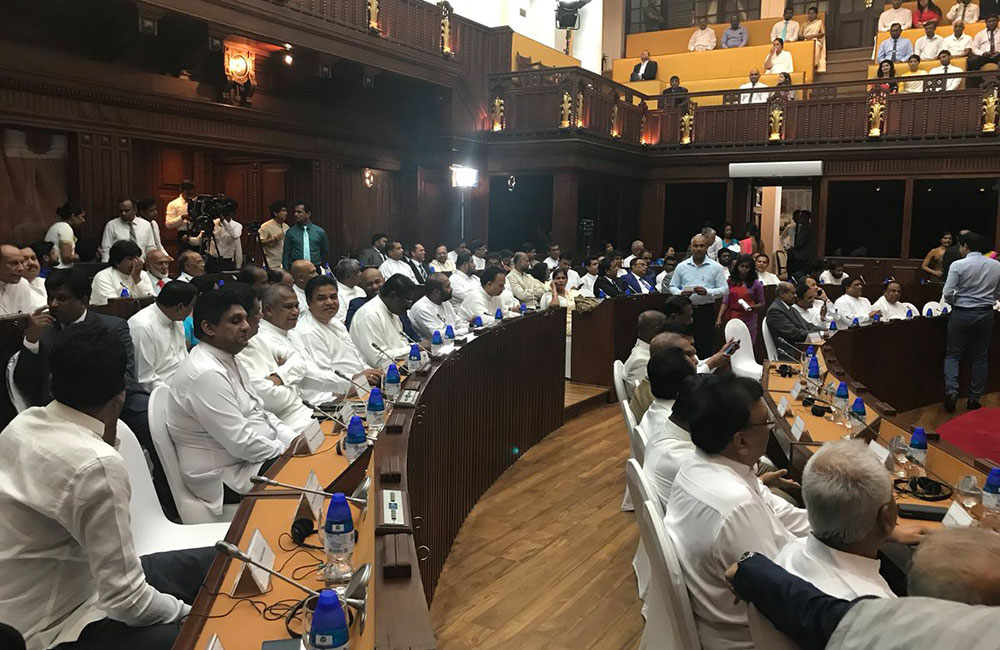 ජාතික ප්‍රතිපත්ති හා ආර්ථික කටයුතු හර්ෂ- වනජීවි හා තිරසාර සංවර්ධන - රවීන්ද්‍ර,යෞවන කටයුතු - පියසේන ගමගේ, මත්ද්‍රව්‍ය නිවාරණ හා ප්‍රජා විශෝධන - අජිත් පී. පෙරේරා, ස්වදේශ කටයුතු නියෝජ්‍ය - ජ‍ේ.සී.අලවතුවලට